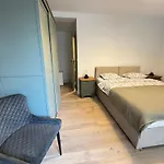 200m Od Promenady, Slowackiego 25a 3*