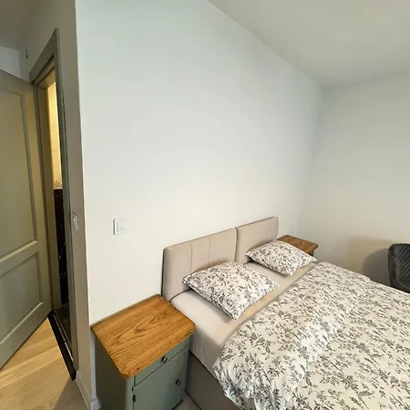 200m Od Promenady, Slowackiego 25a ゲストハウス