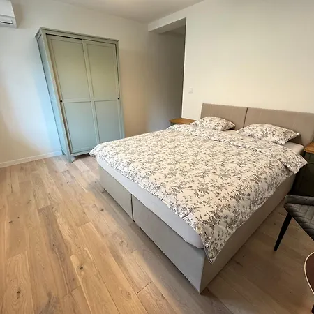 Penzion 200m Od Promenady, Slowackiego 25a