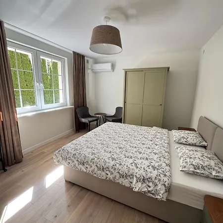 ゲストハウス 200m Od Promenady, Slowackiego 25a シフィノウイシチェ